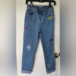 MADDIE Embroidered Jeans